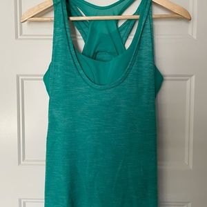 Lululemon 2 in 1 tank